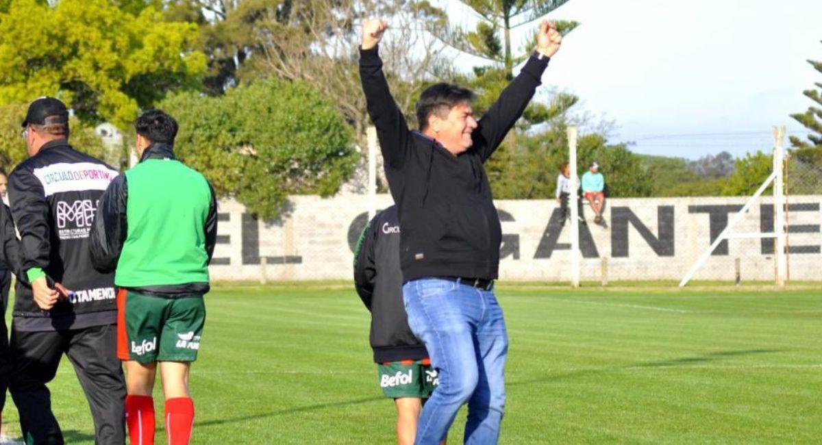 El DT Marcelo Straccia dejó a Círculo Deportivo tras tres partidos en la Federal A de Argentina. Foto: Twitter vía @clubCirculo